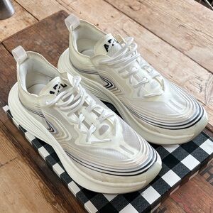 APL Women’s Streamline Sneakers